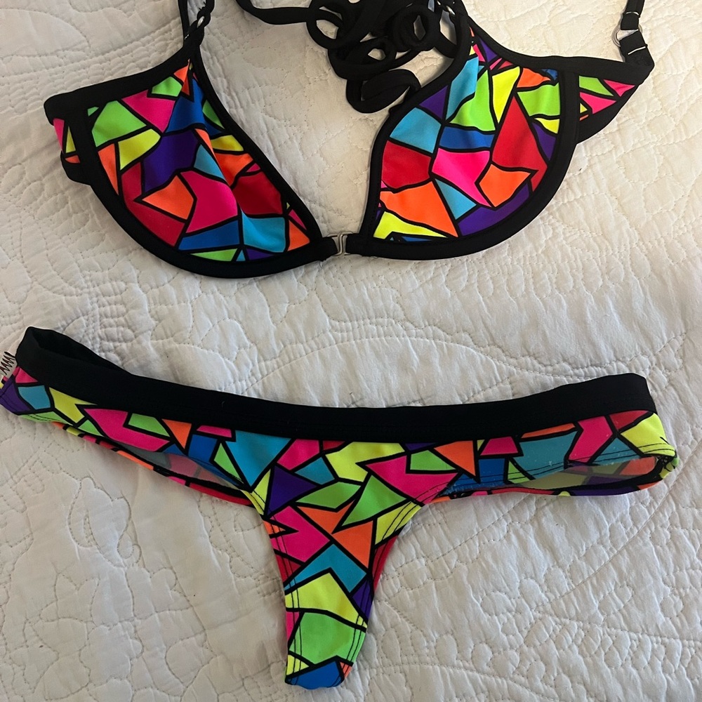 Discontinued !!   Wicked Weasel Bikini…Very Rare!   Kaleidoscope Bikini